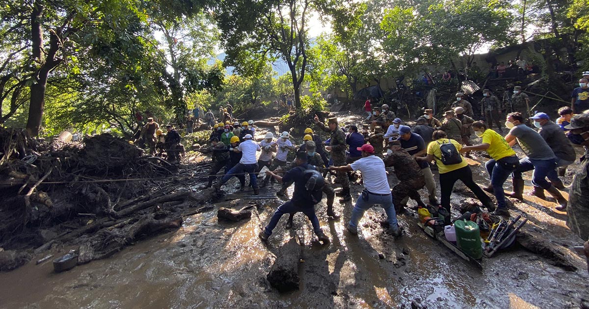Deslave en El Salvador deja 6 muertos