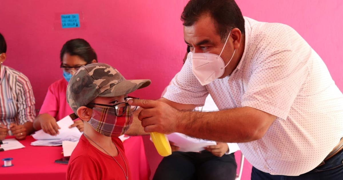 Fomenta DIF la salud visual de estudiantes
