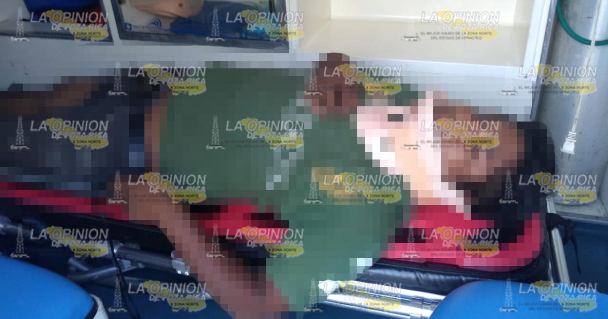 Joven es atropellado por motociclista