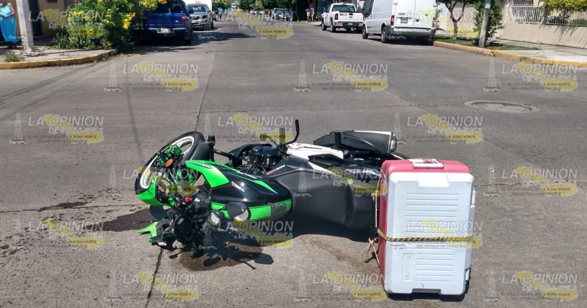 Motociclista lesionado en percance automovilístico