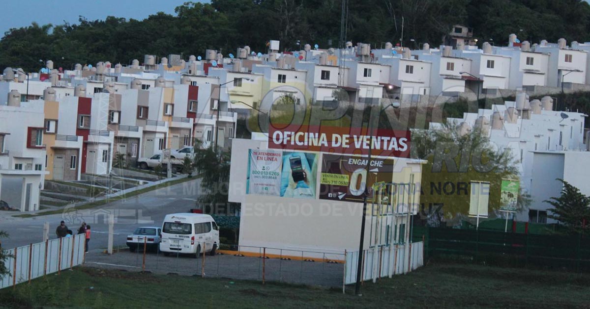 Protestan residentes del fraccionamiento Valle Alto
