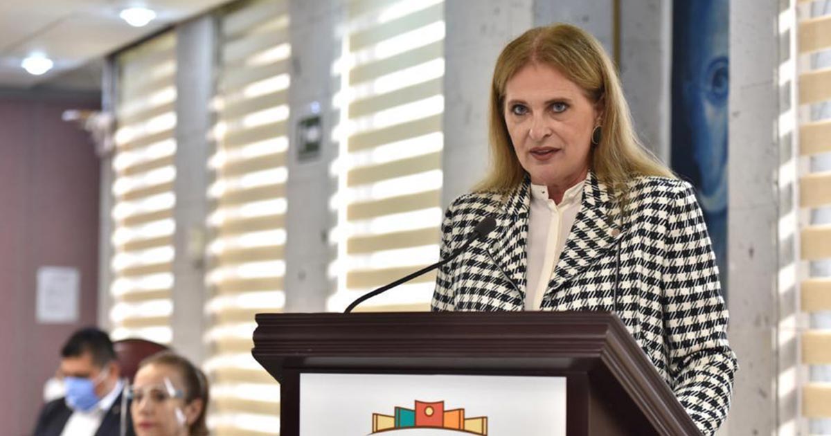 Solicita María Candelas Francisco licencia al cargo de diputada