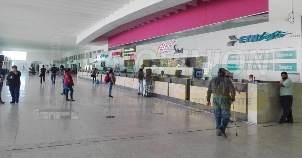 Opera Central de Autobuses aún con escasa movilidad