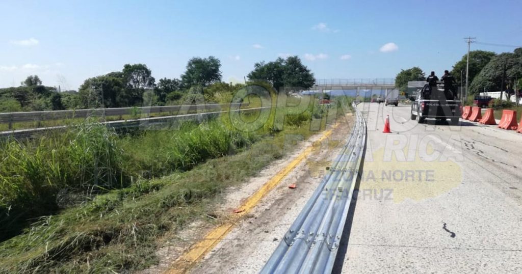Se duerme al volante y termina accidentado