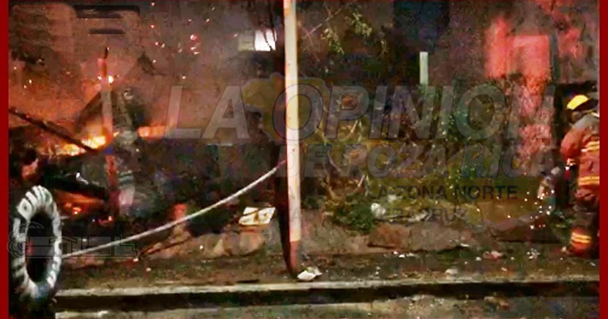 Se incendia vulcanizadora en la Col. Revolución de Boca del Río, Ver.