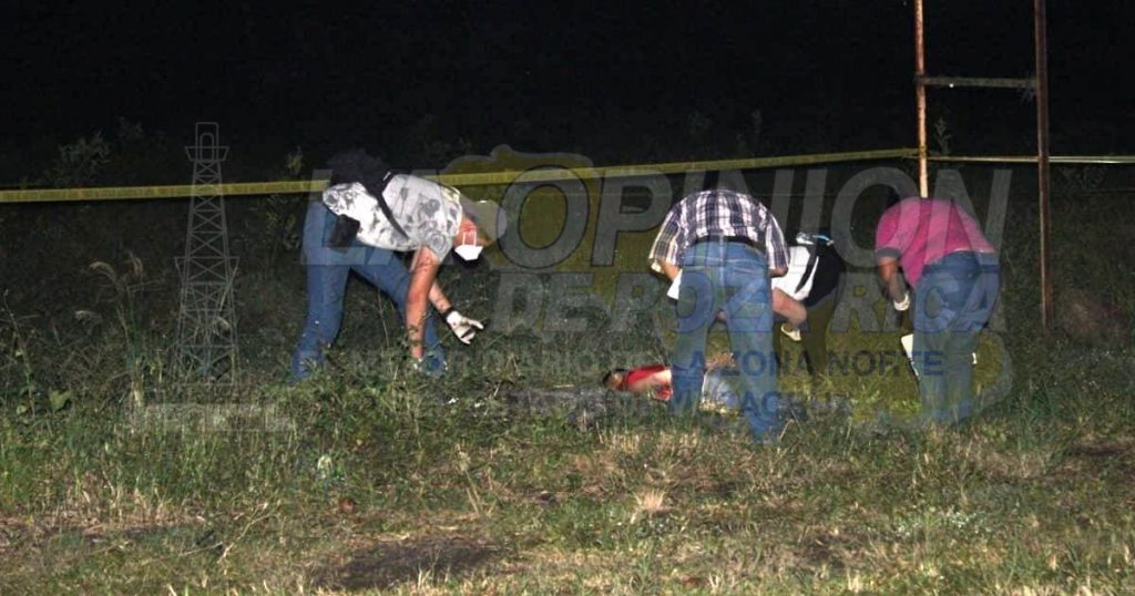 Tiran otro cadáver en la curva del brinco del tigre en Martínez de la Torre