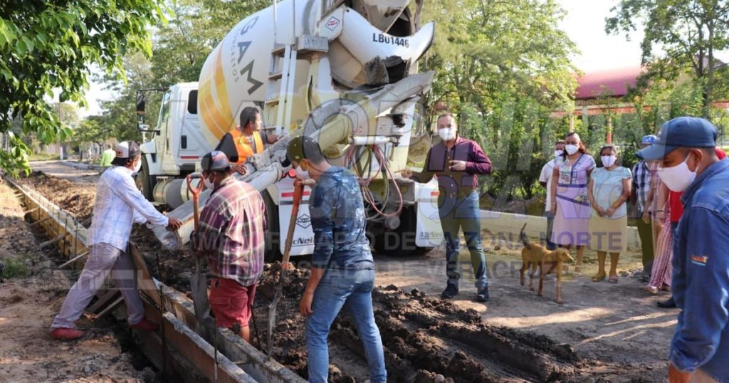 Con obras y acciones, Tihuatlán avanza a paso firme