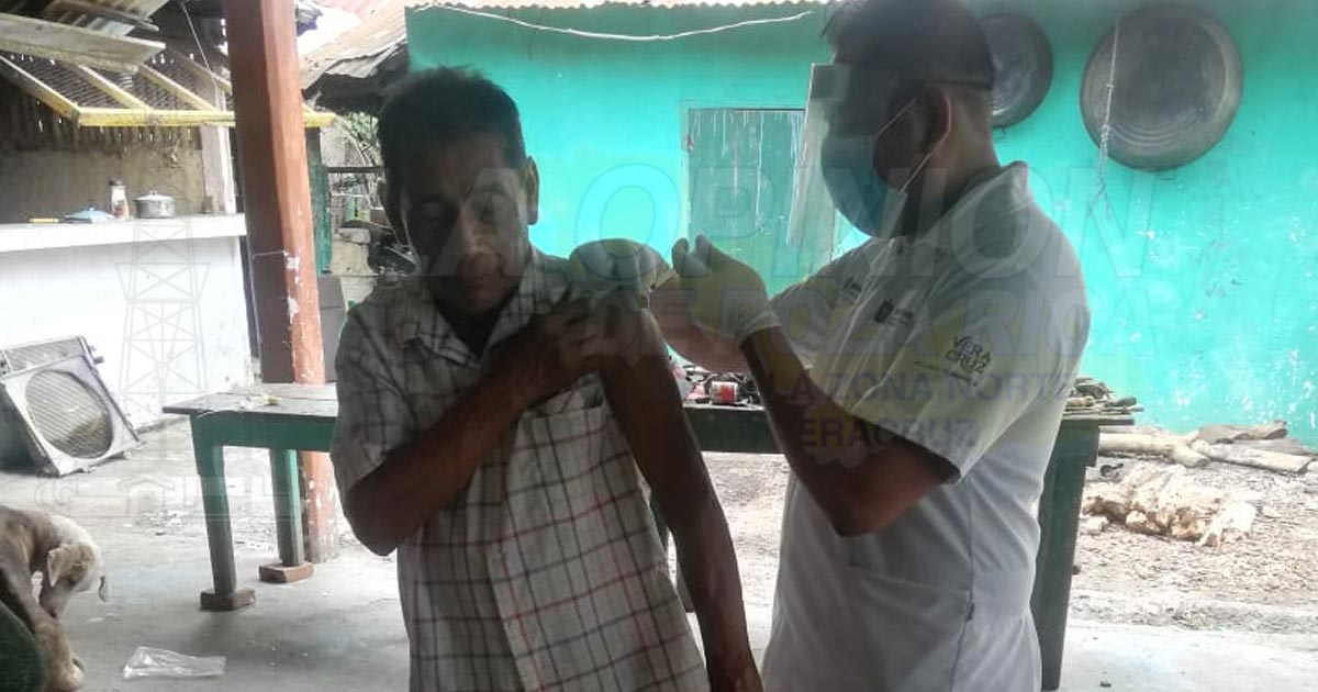 Protegen a cerroazulenses contra la influenza