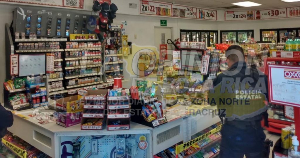 Asaltan Oxxo en la Col. Chapultepec