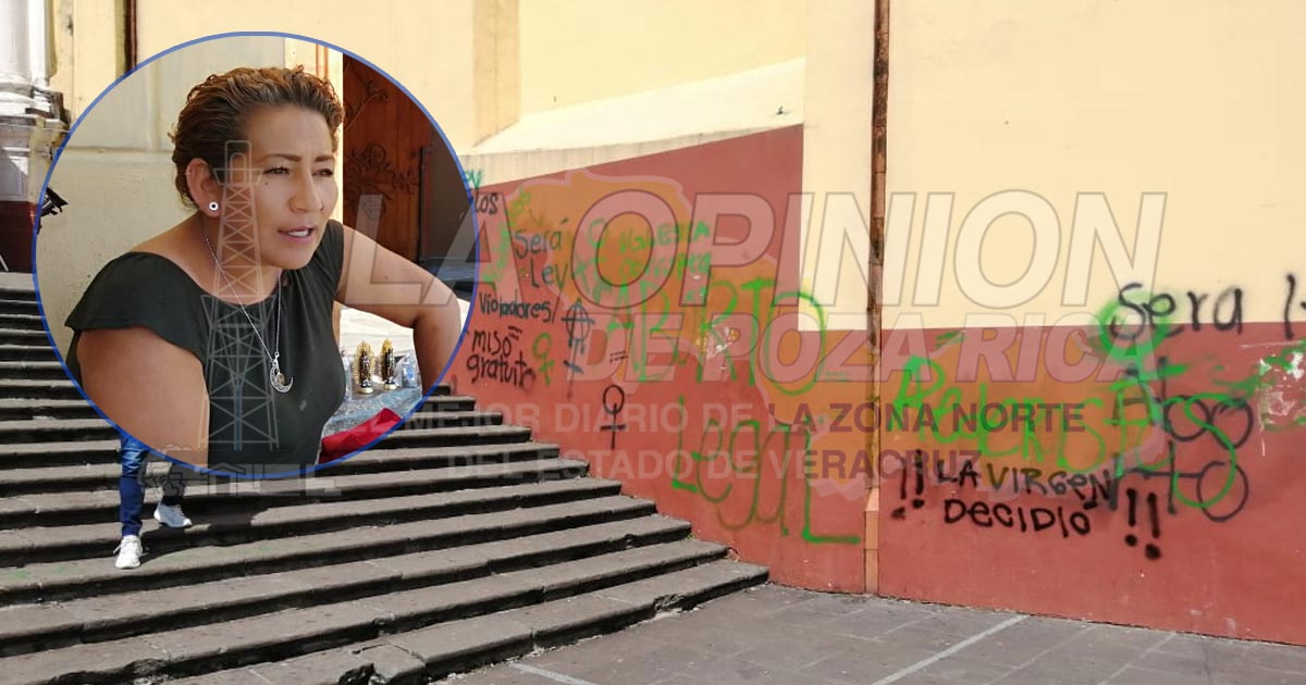A más de una semana, siguen los grafitis feministas en la Catedral