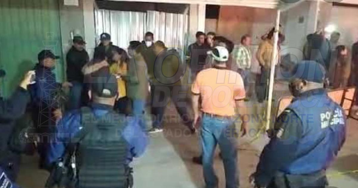 Violentan Consejo Municipal Electoral en Xochiatipan