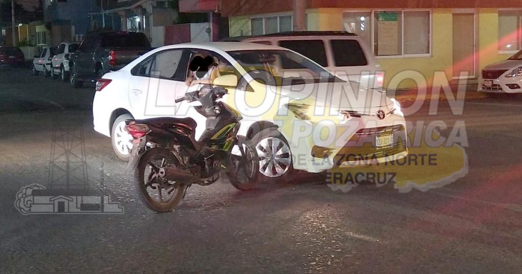 Motociclista fracturado al estrellarse