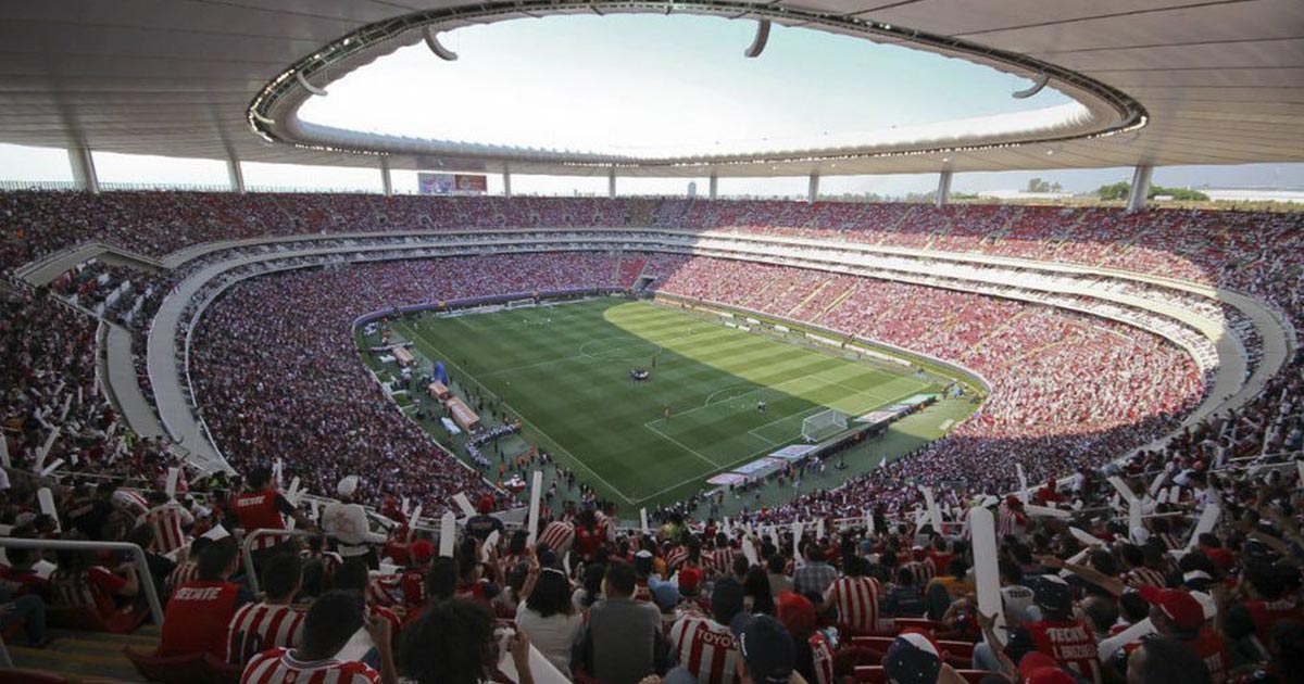 Chivas jugará la liguilla con aficionados