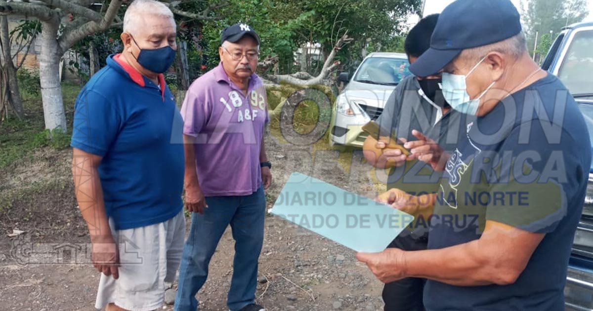 Decenas de viviendas afectadas por explosiones en Cerro Azul
