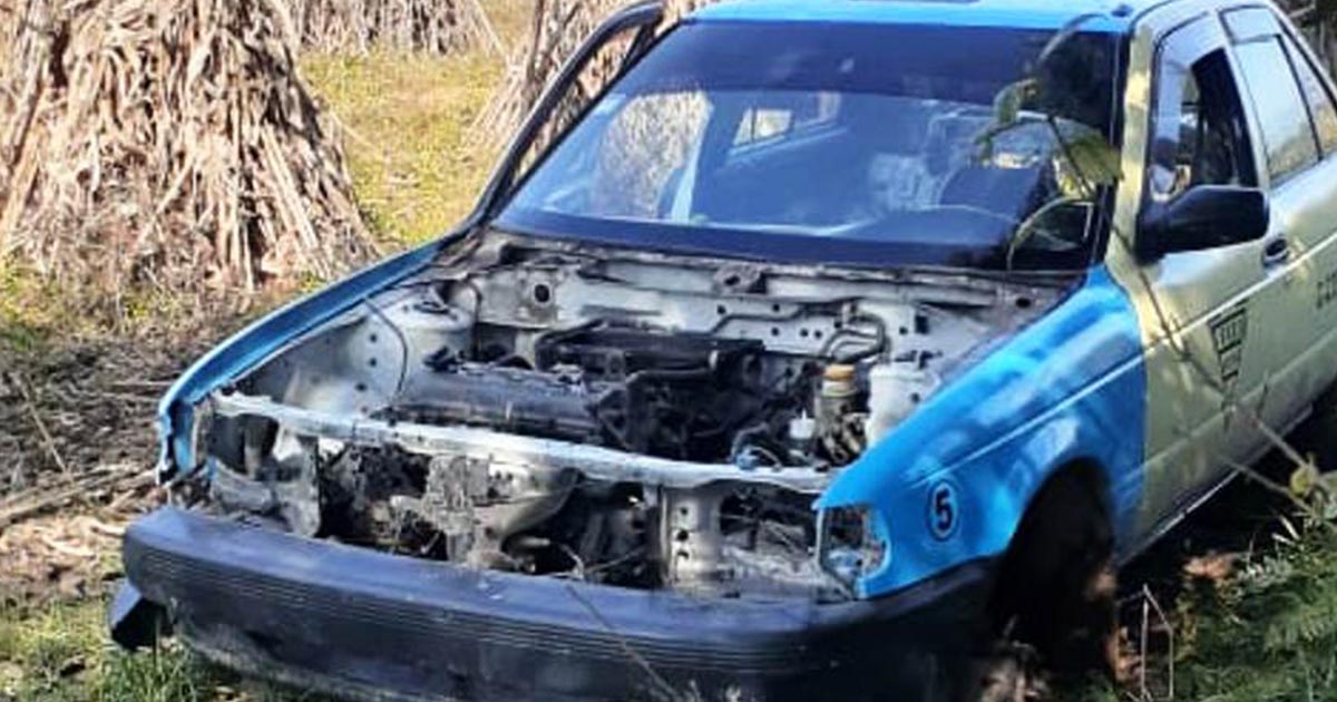 Roban taxi y aparece desvalijado