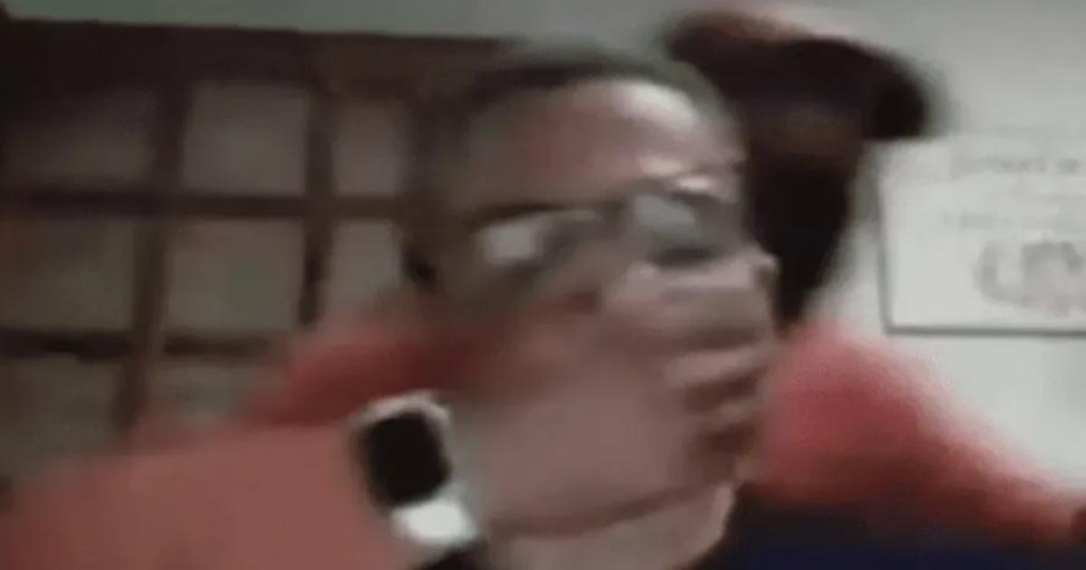 Asaltan a profesor en plena clase de Zoom (Video)