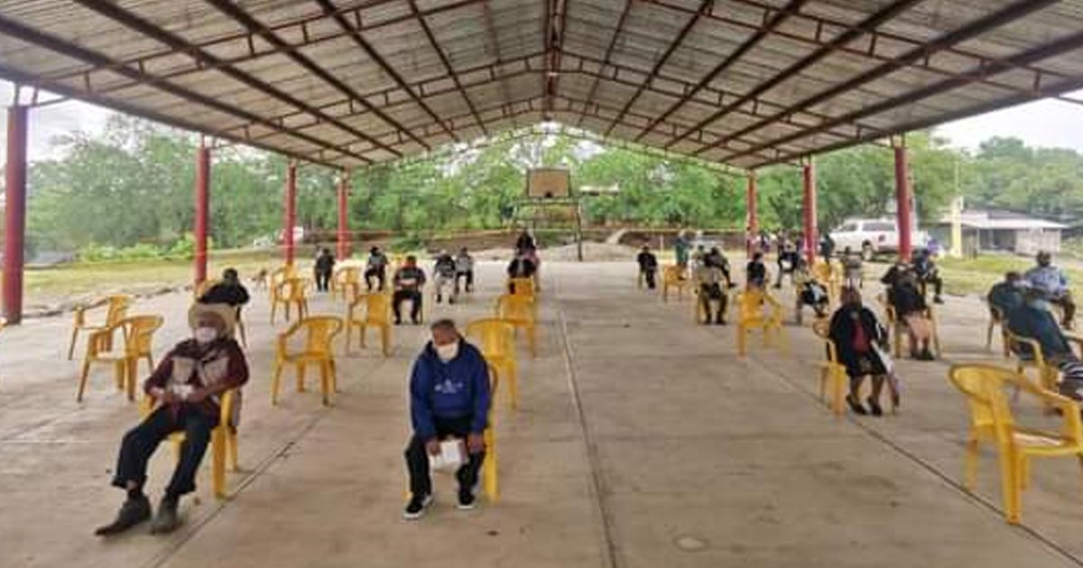 Protegen la salud de adultos mayores mientras cobran su pensión