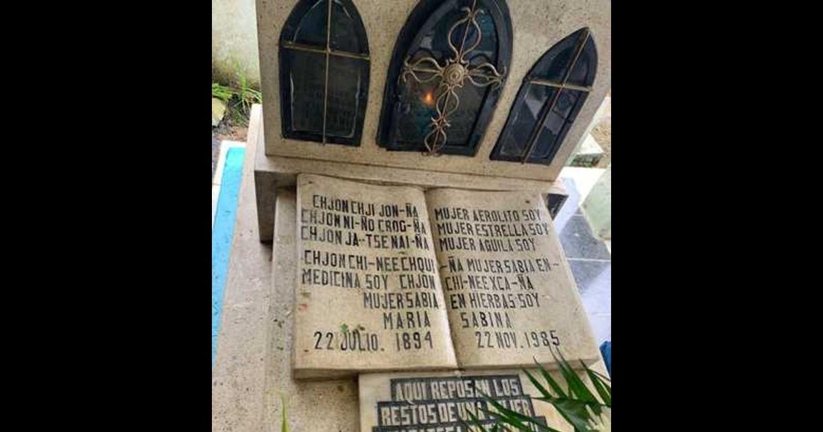 Bisnieto de María Sabina, la curandera más famosa del mundo, pugna por rescatar sus restos