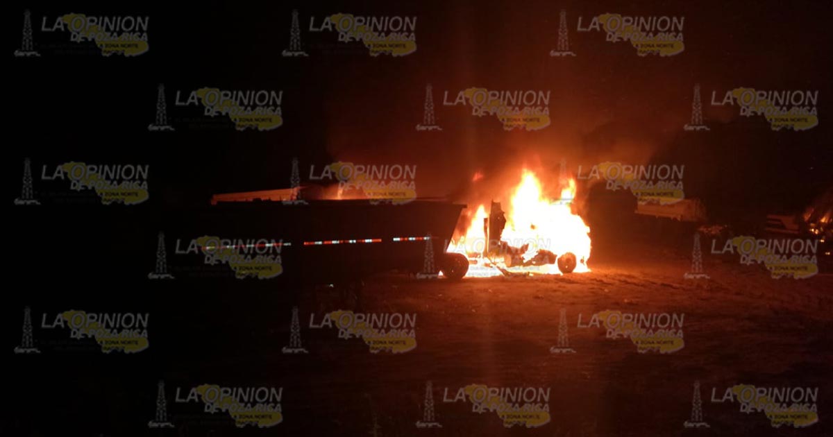 Se quema maquinaria pesada