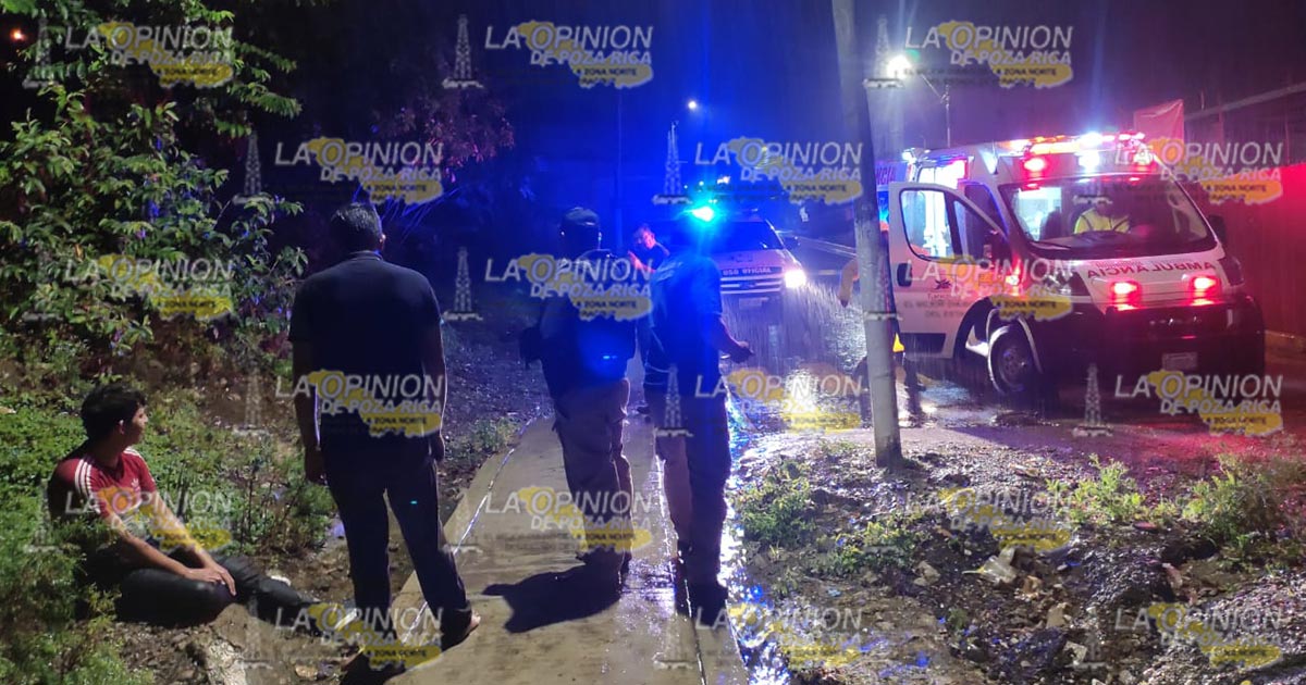 Joven cae a voladero en Tlapacoyan