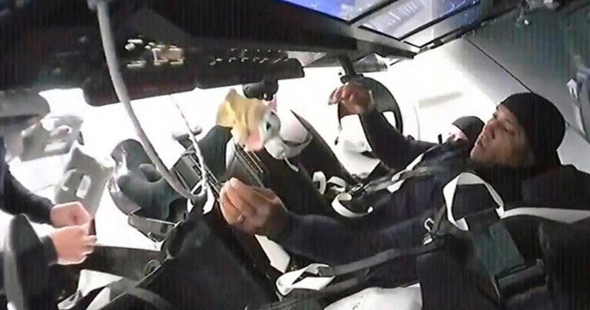 Baby Yoda viaja al espacio junto a la NASA y Space X en la cápsula Dragon