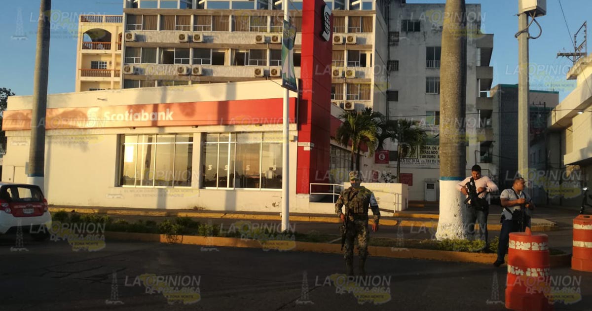 Amenaza de bomba en un banco de Tuxpan