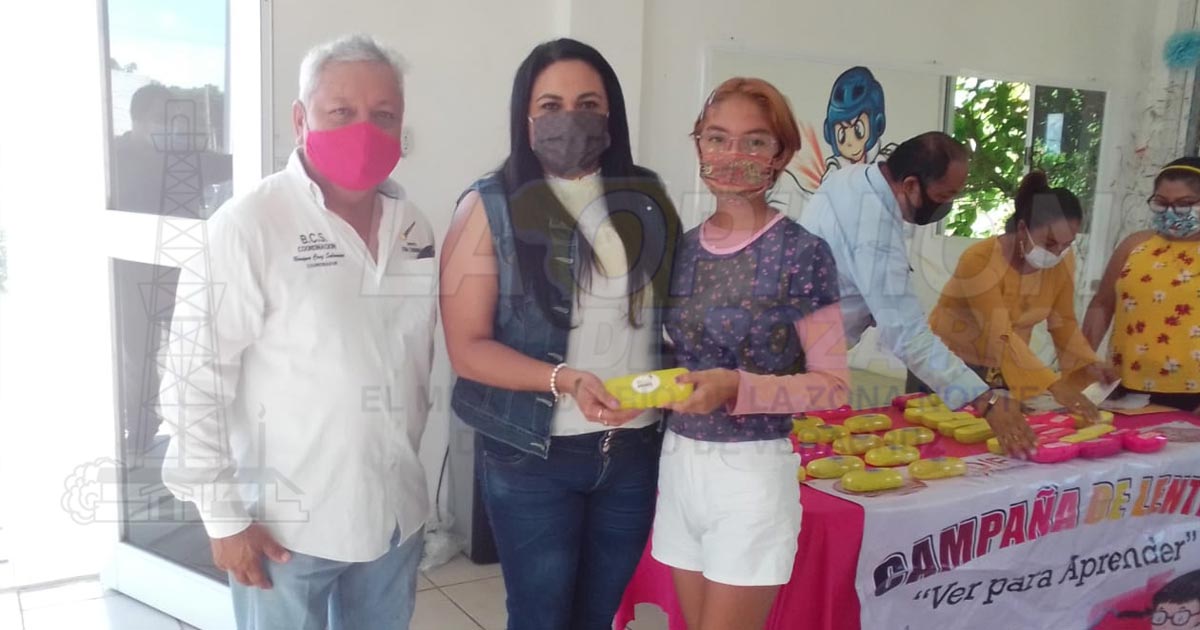 Lentes graduados para estudiantes tihuatecos