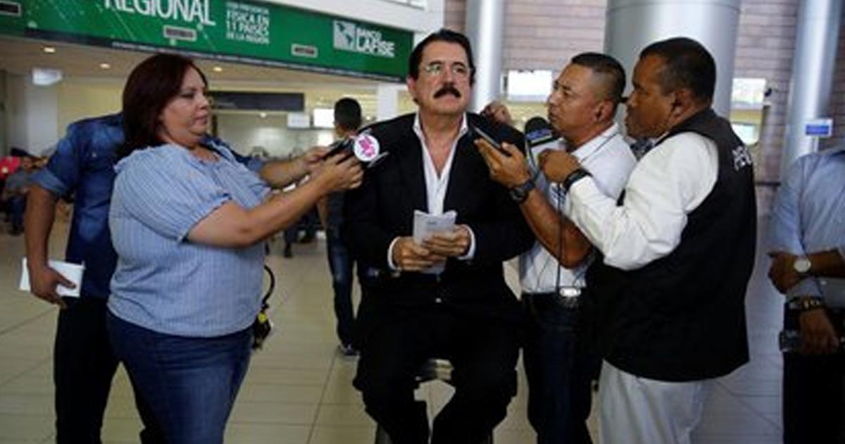 Ex presidente de Honduras es retenido con 18 mil dólares en efectivo