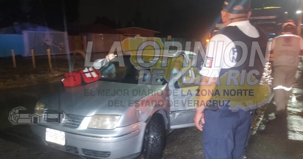 Torton impacta brutalmente aun jetta en bulevar de Poza Rica