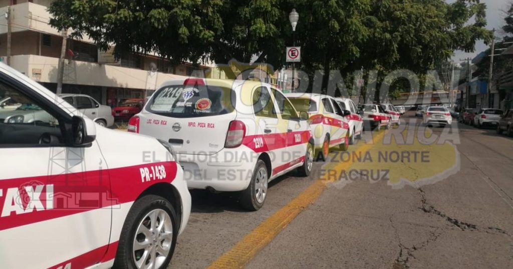 Taxistas provocan daño auditivo