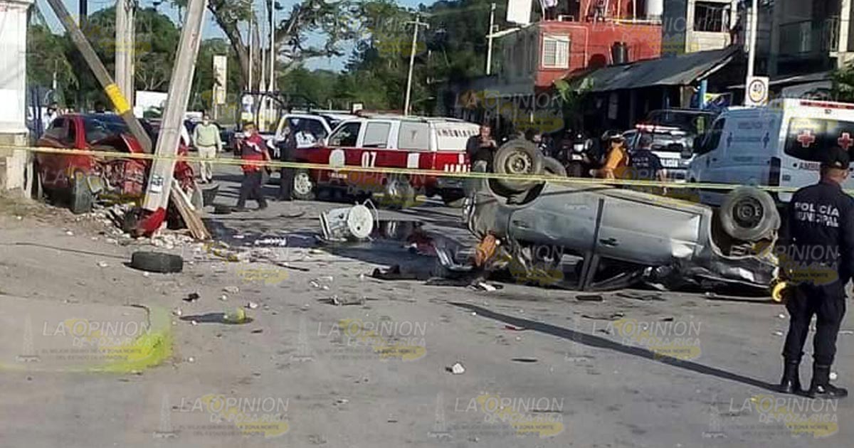 2 lesionados en aparatoso accidente automovilístico