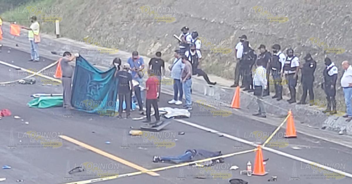 Se mata una familia en choque automovilístico, en Papantla
