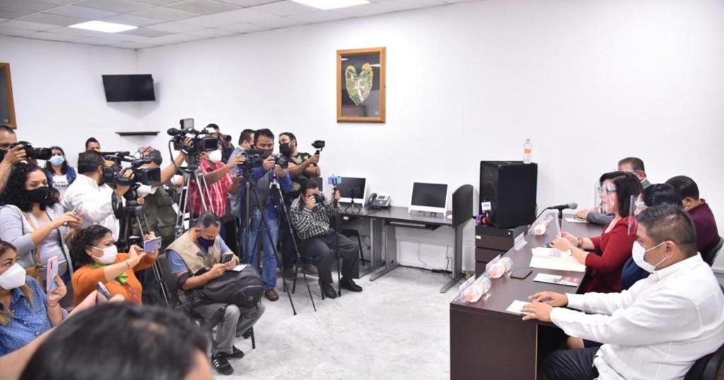 Dicho Informe será distribuido casa por casa en el distrito que representa