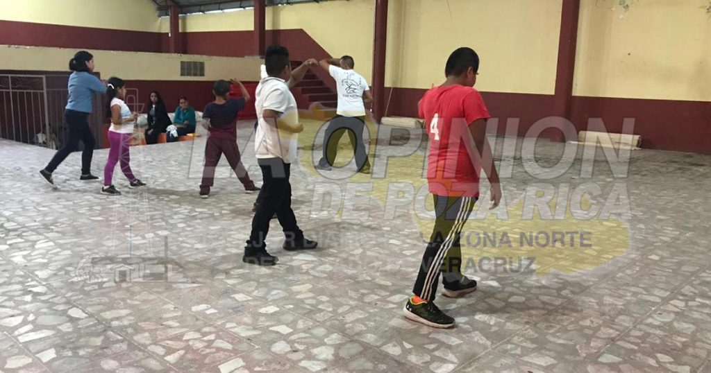 Estimulan con talleres a niños en Coyutla