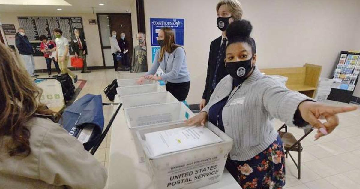 Trump presenta demandas en Pensilvania y Michigan, y pedirá el recuento de votos en Wisconsin