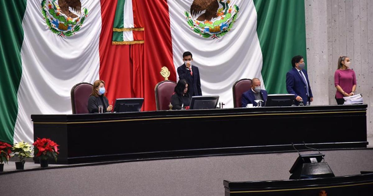 Determina Congreso no ratificar en el cargo a dos magistrados del Poder Judicial