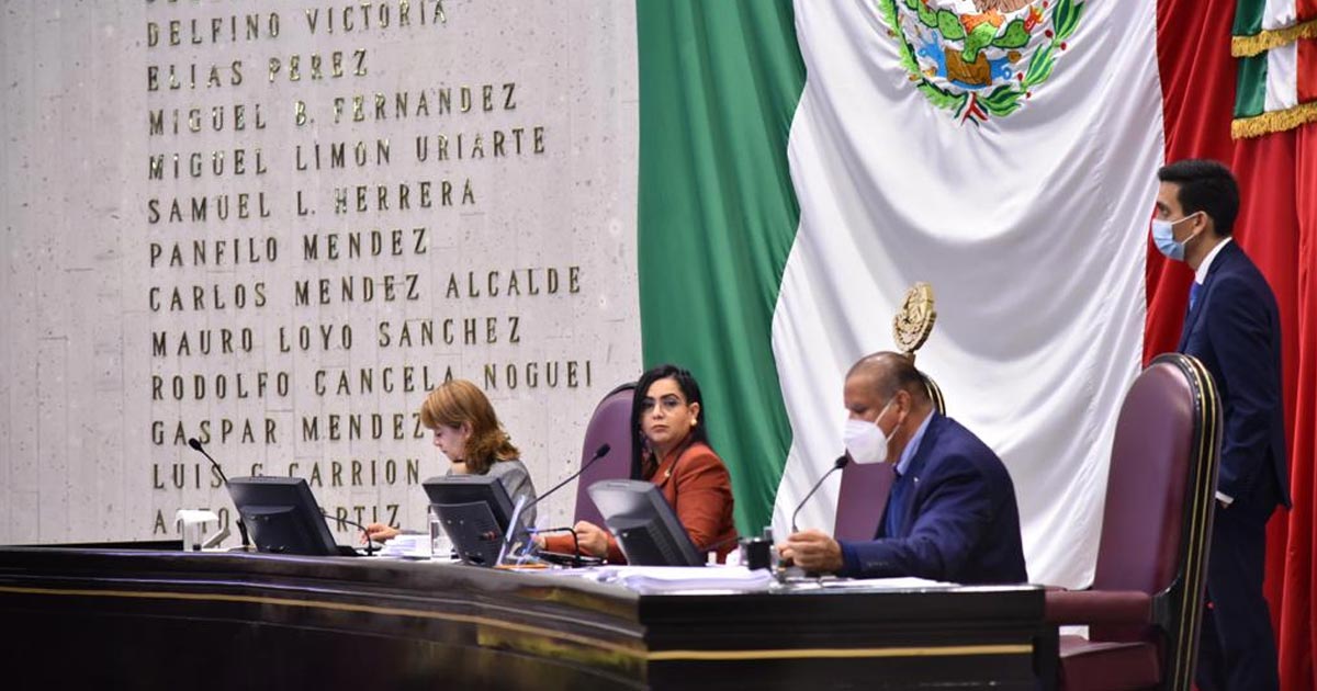 Aprueba Congreso de Veracruz minuta relativa al fuero presidencial