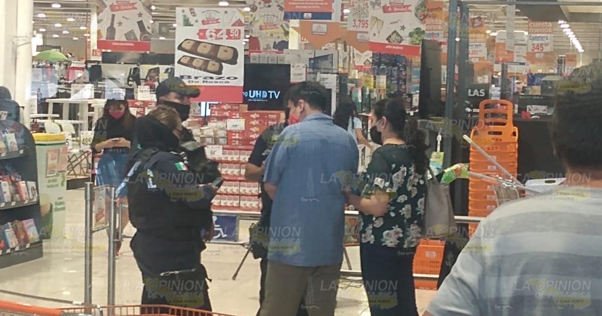 Violento asalto en Plaza Cristal de Poza Rica