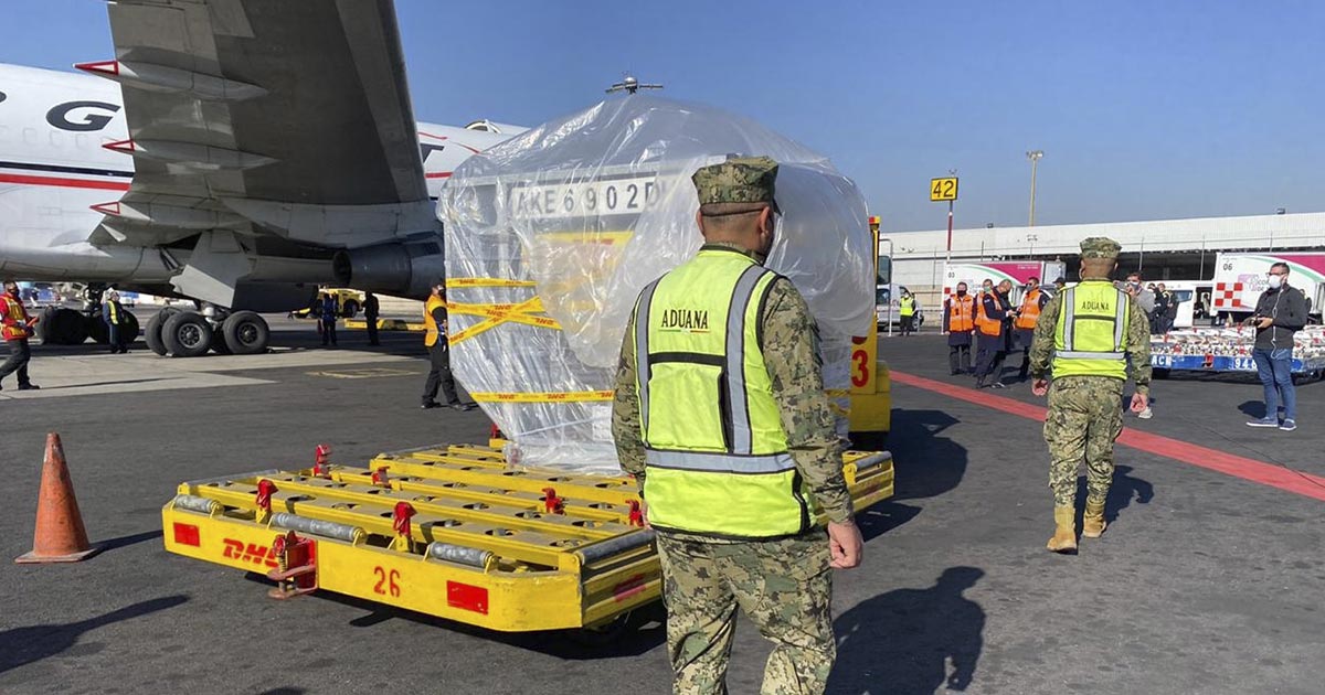 Llega a México cuarto cargamento de vacunas anti-COVID