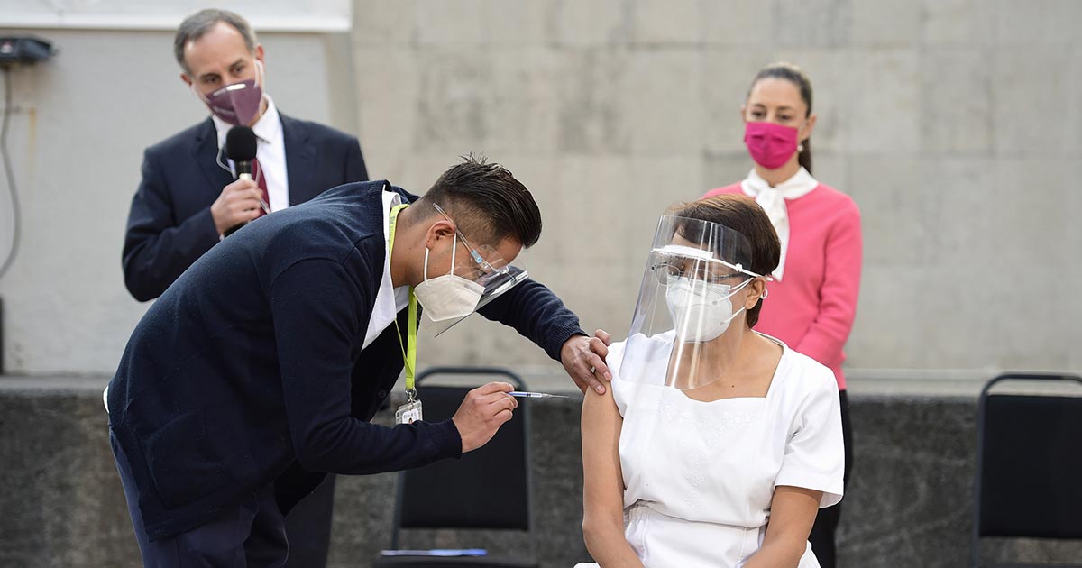 Vacuna anti-COVID, el mejor regalo de Navidad para México