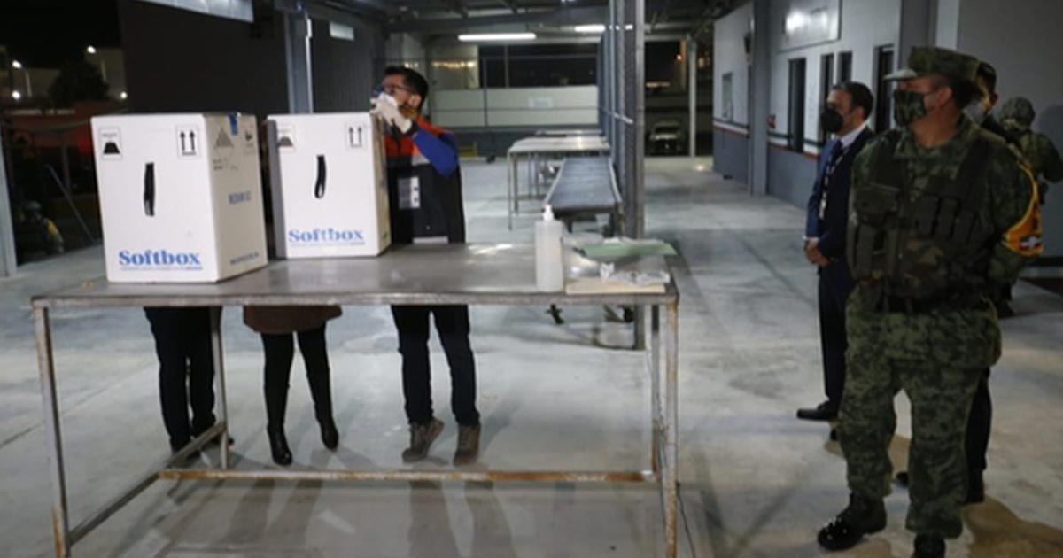 Empieza Coahuila a vacunar contra el COVID-19