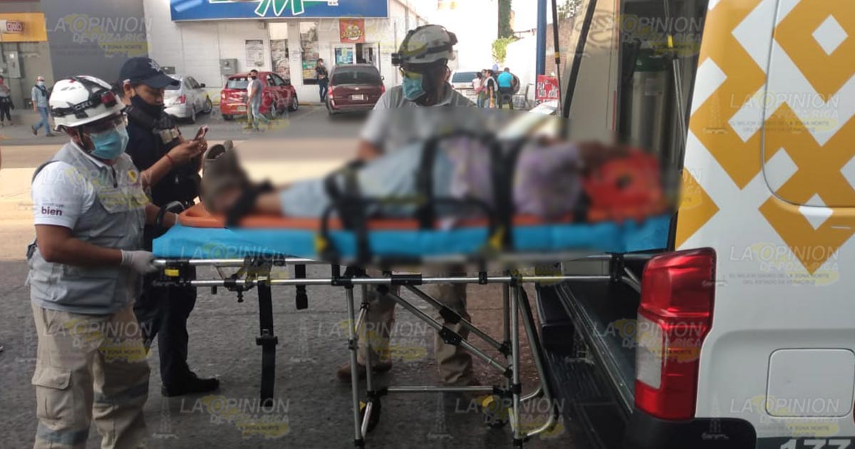 Se lo llevan a los separos