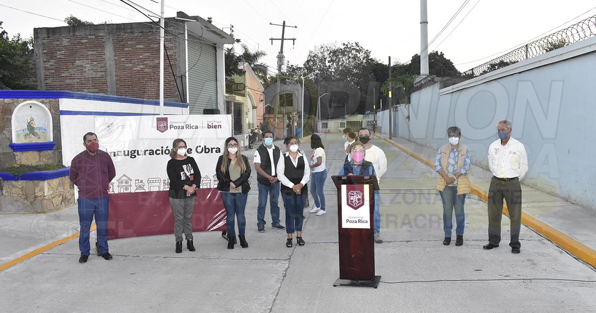 Estrenan pavimento en la División de Oriente