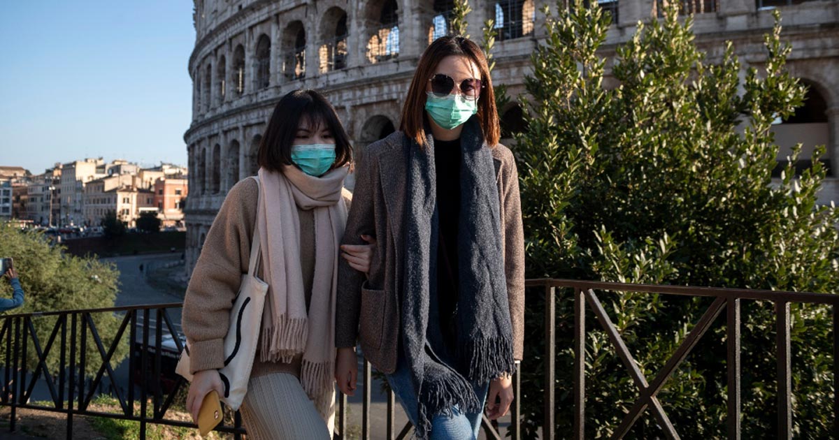 Prohíben en Italia salir en Nochebuena y Navidad