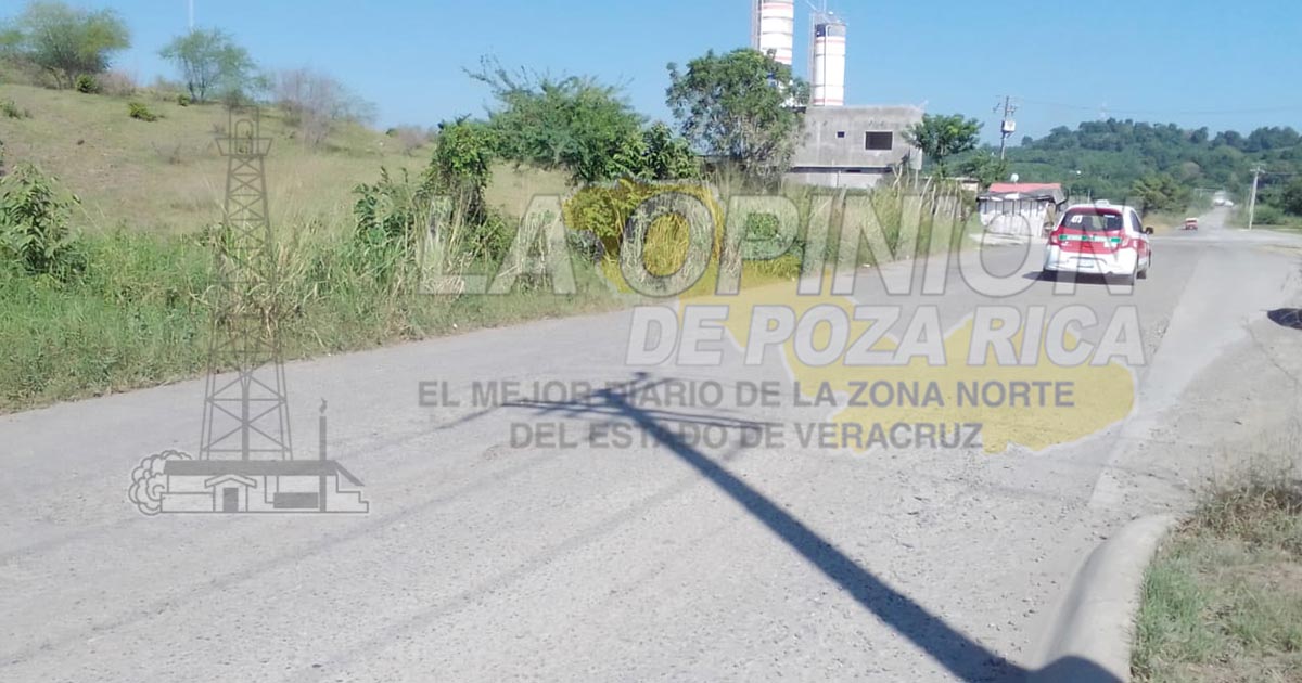 Invertirá SCT 12 mdp para rehabilitar carretera a Zapotalillo
