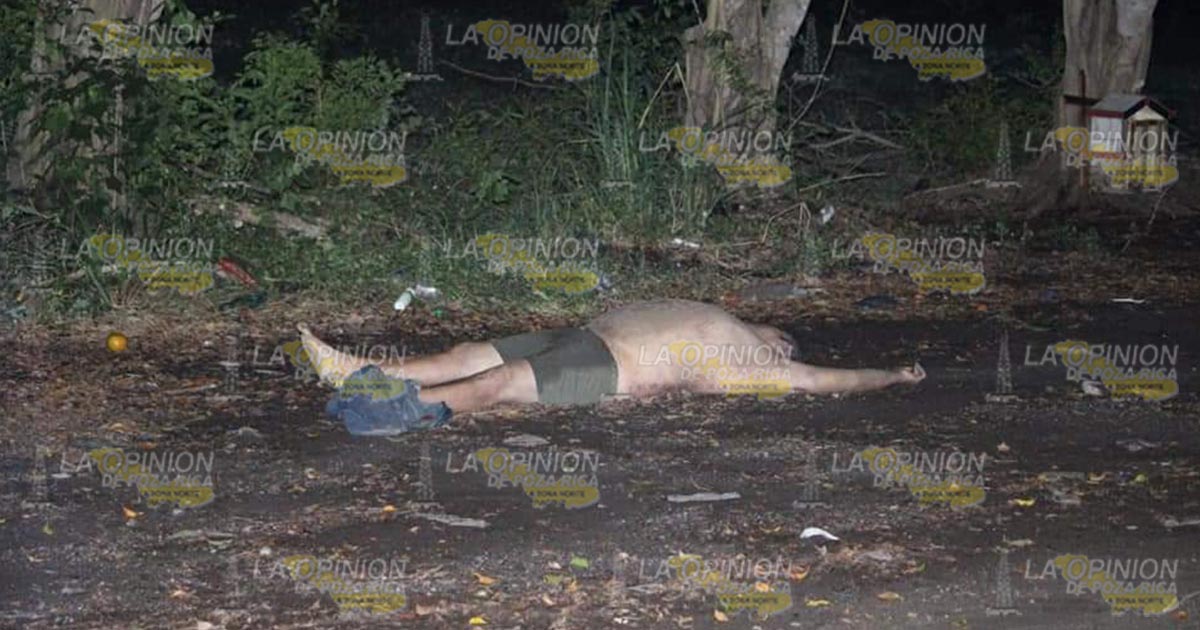 Localizan cuerpo sin vida a orillas de la carretera