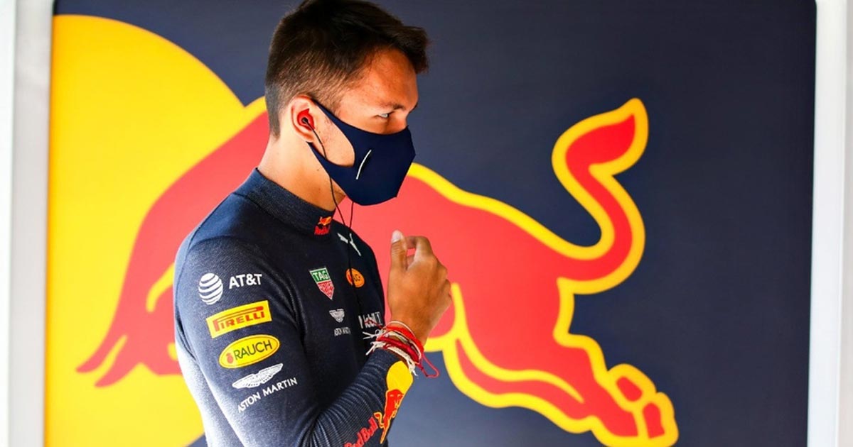 Red Bull revela las razones por las que 'Checo' Pérez sustituyó a Alex Albon