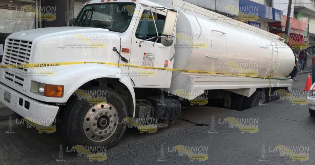 Se fractura y se hunde el piso en Tuxpan