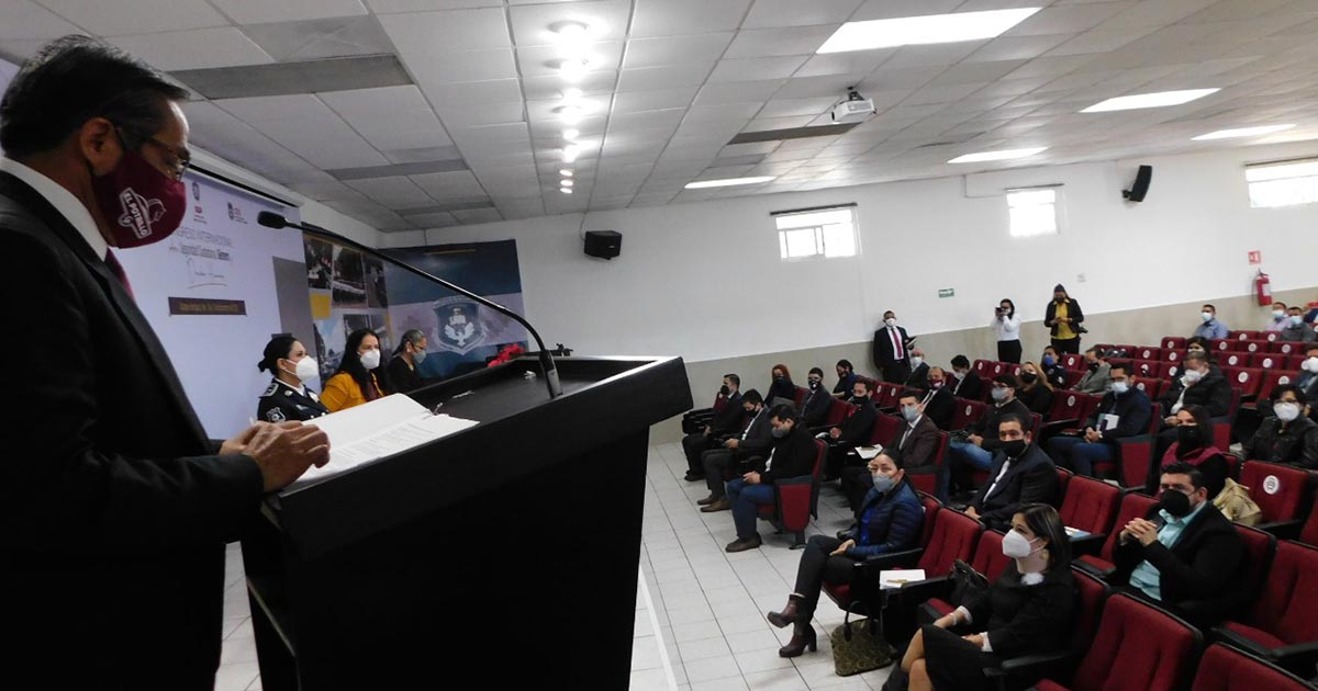 Seguridad, género y derechos humanos, temas de primer orden: Carlos Jiménez