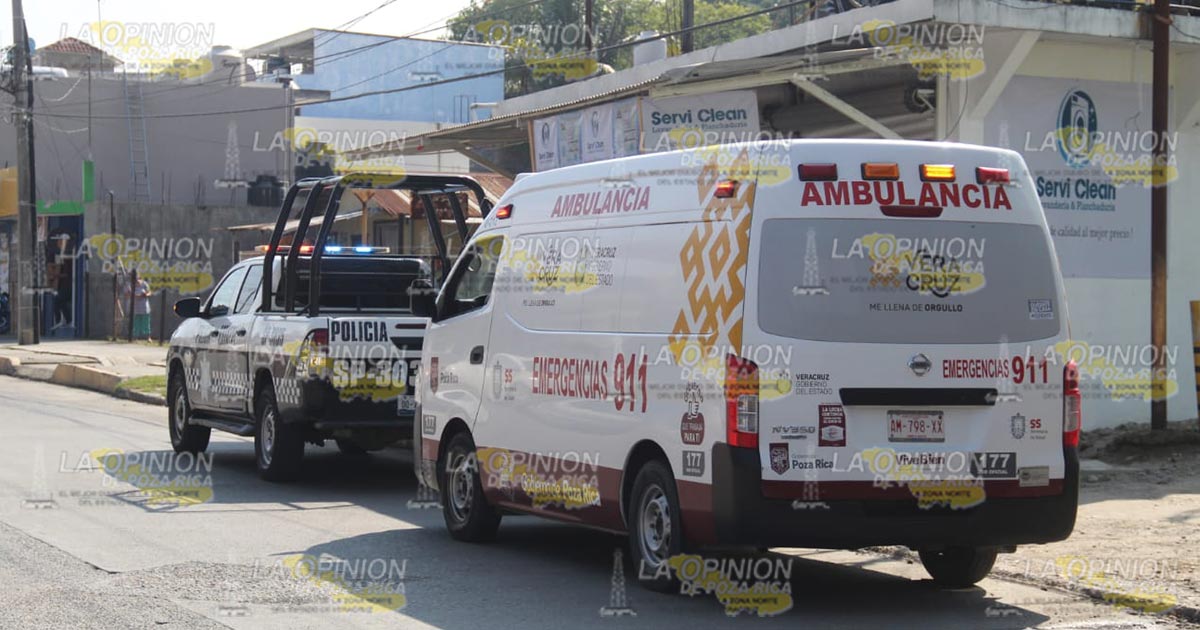 Un hombre cae muerto ante los ojos de su familia
